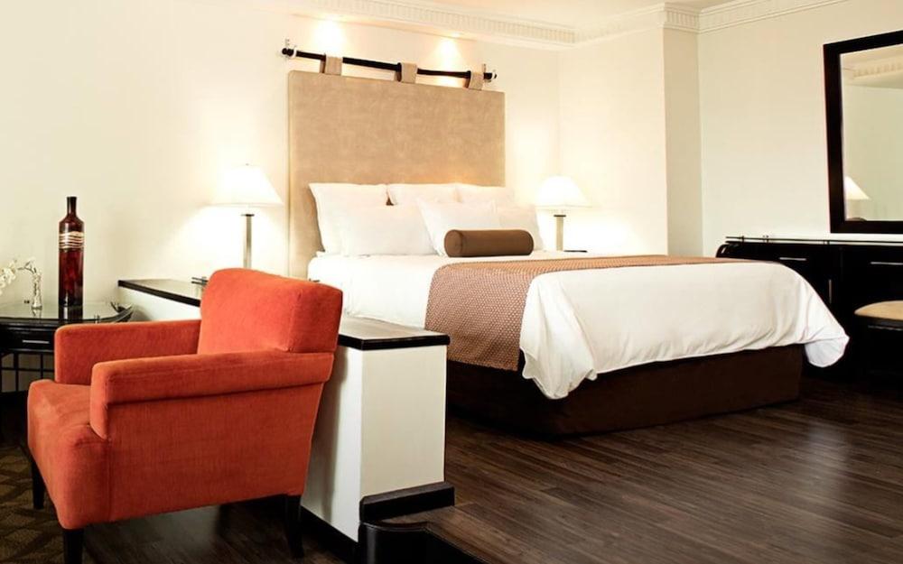 גואטמלה Tikal Futura Hotel & Convention Center מראה חיצוני תמונה