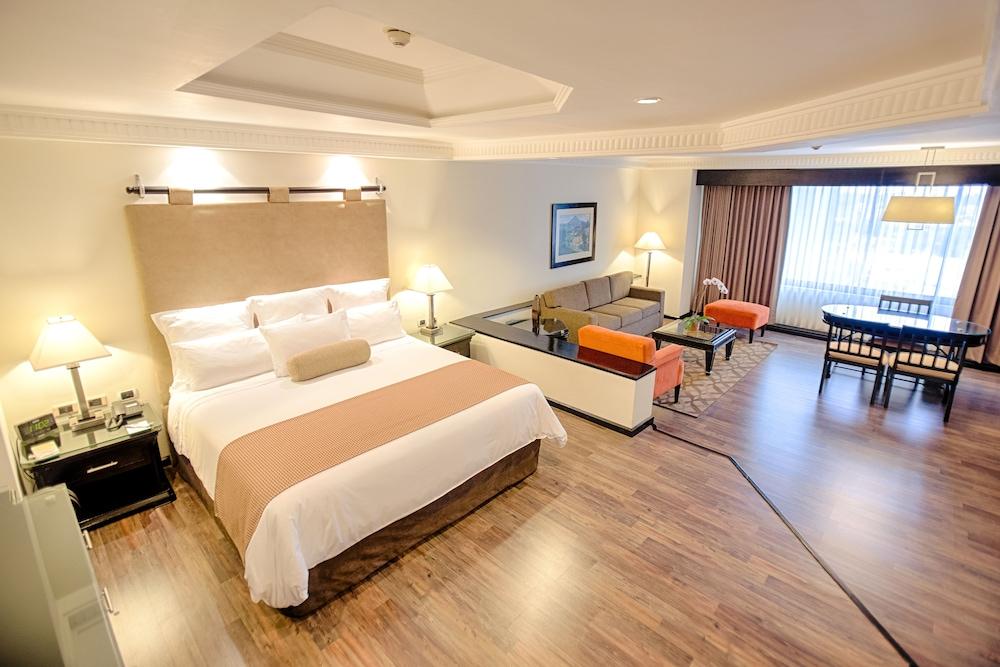 גואטמלה Tikal Futura Hotel & Convention Center מראה חיצוני תמונה