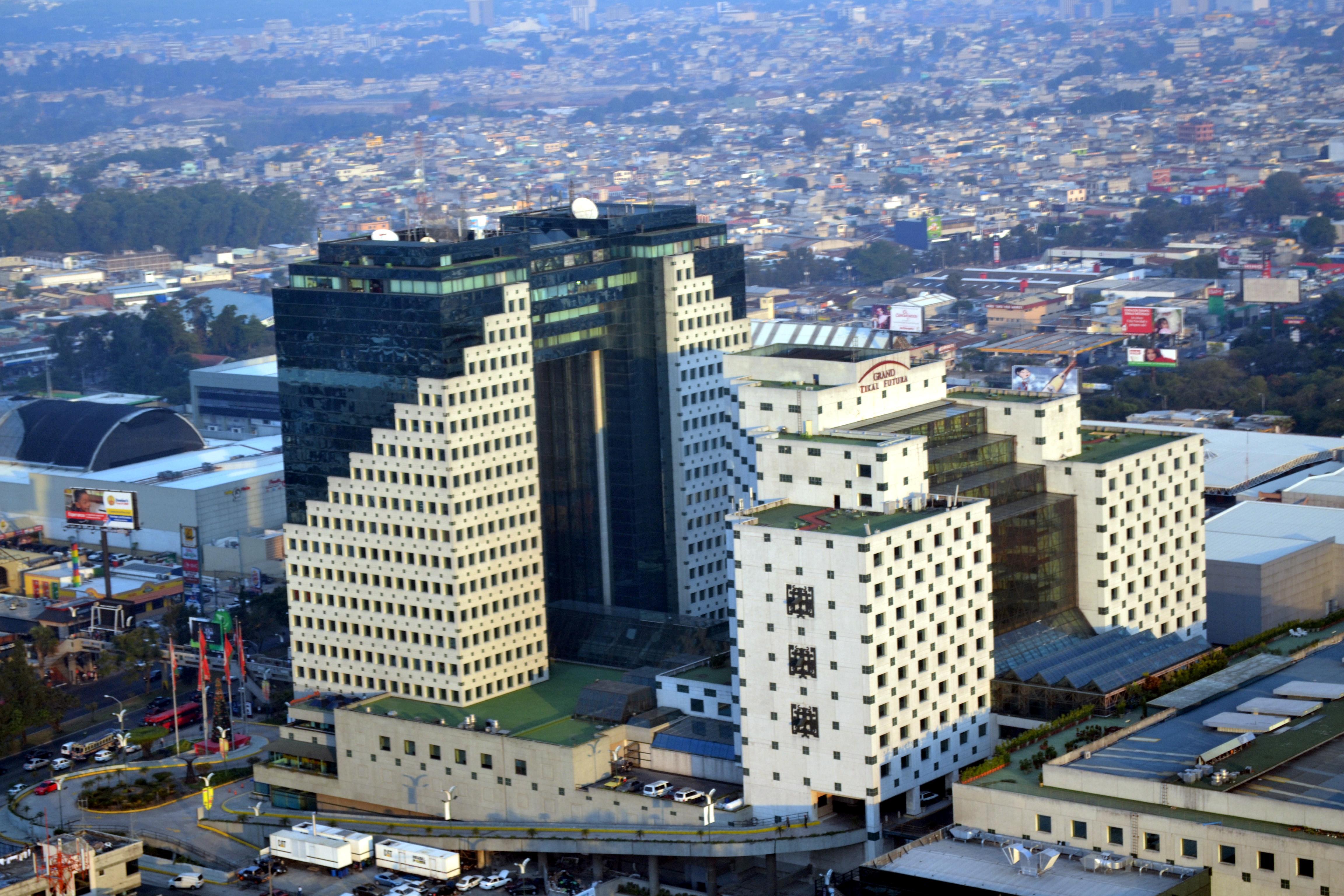 גואטמלה Tikal Futura Hotel & Convention Center מראה חיצוני תמונה
