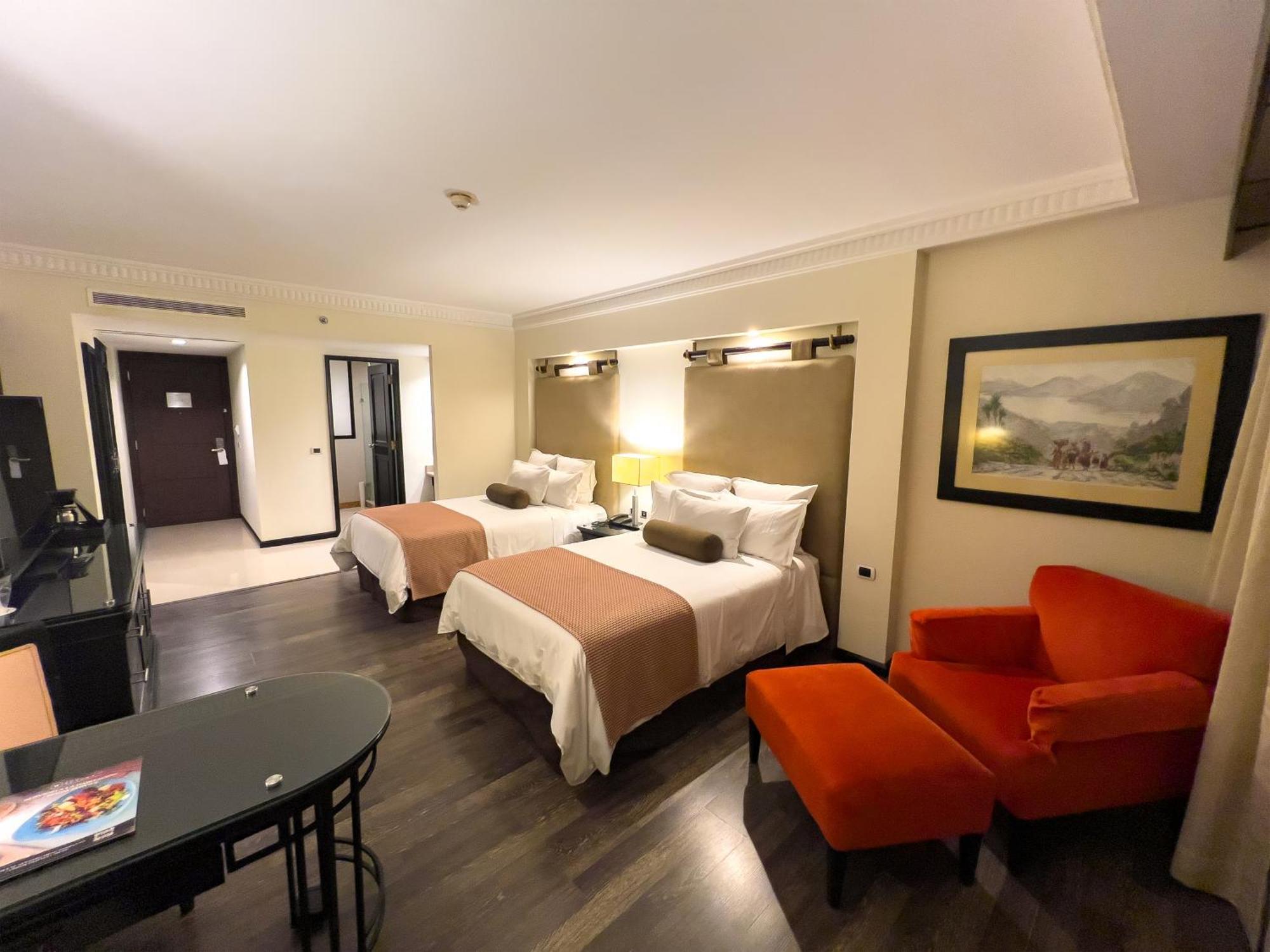 גואטמלה Tikal Futura Hotel & Convention Center מראה חיצוני תמונה