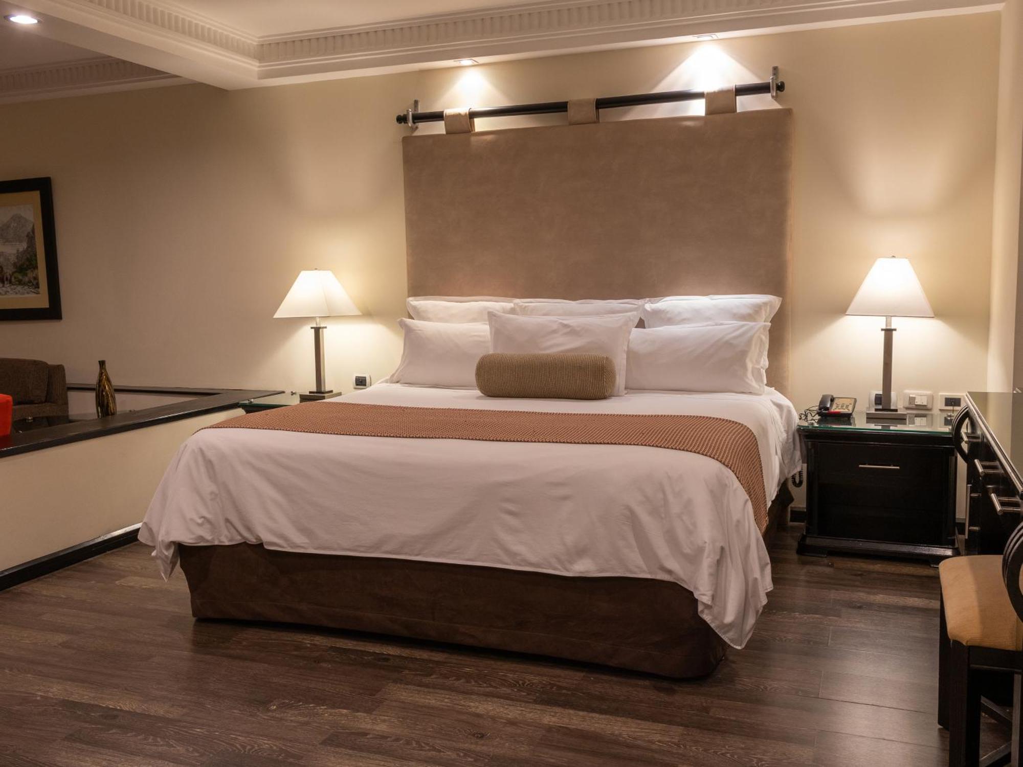 גואטמלה Tikal Futura Hotel & Convention Center חדר תמונה