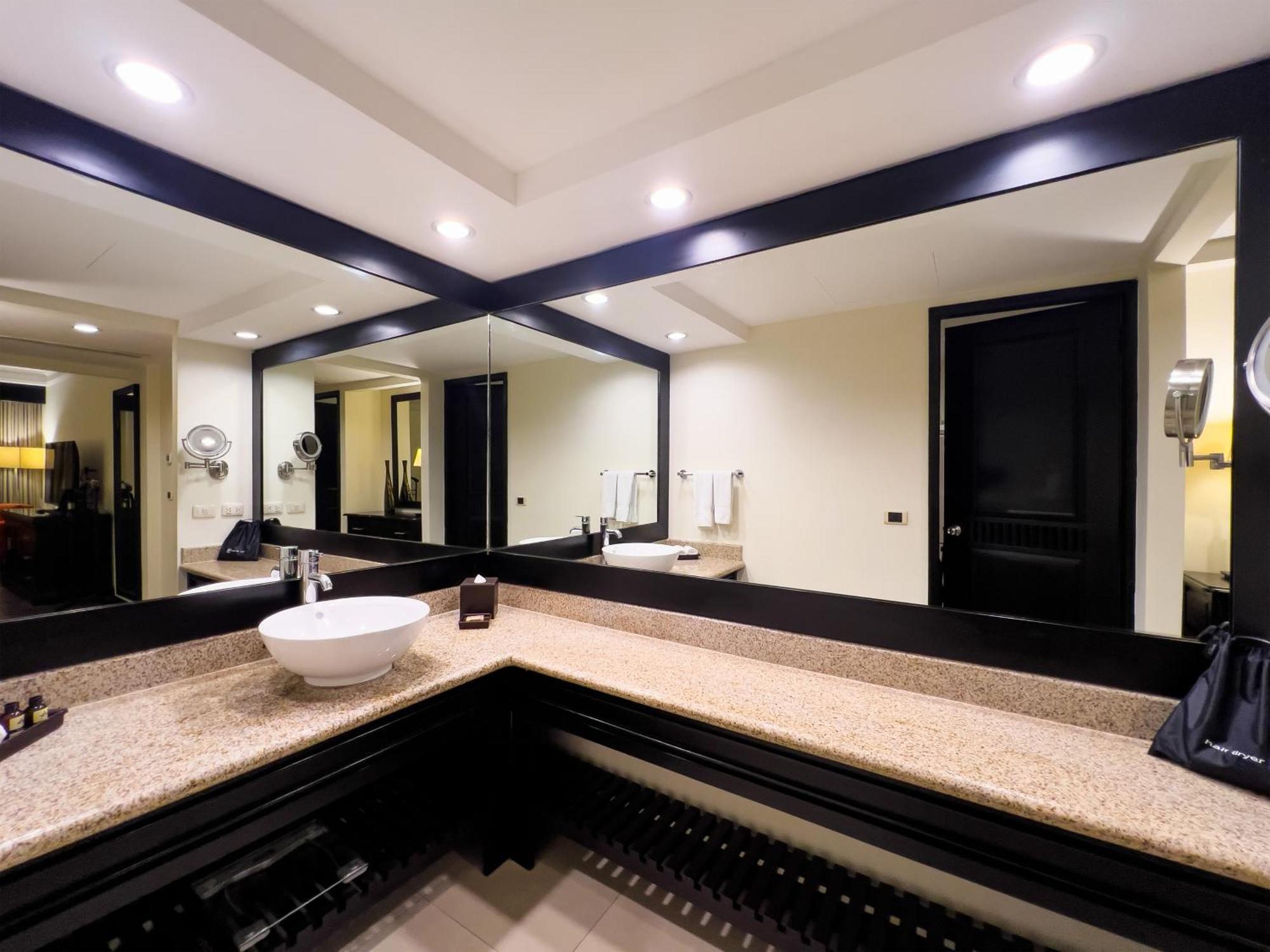 גואטמלה Tikal Futura Hotel & Convention Center חדר תמונה